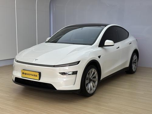 Tesla Model Y 2025