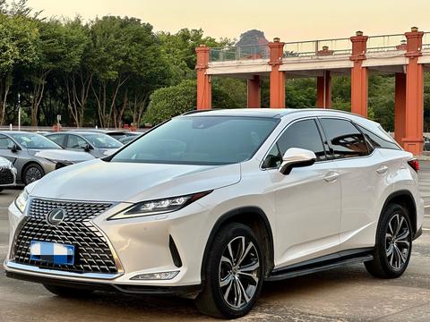 Lexus RX 2021