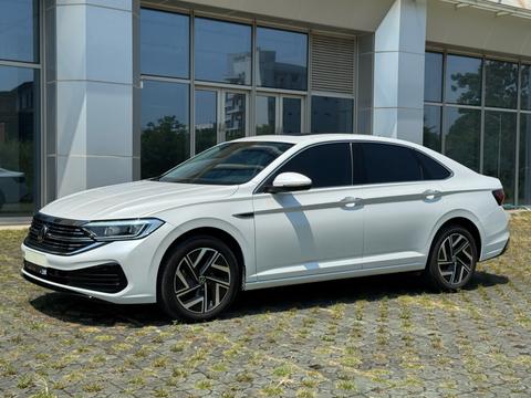 Volkswagen Sagitar 2023