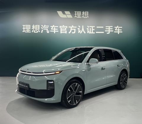 Li Auto L6 2025