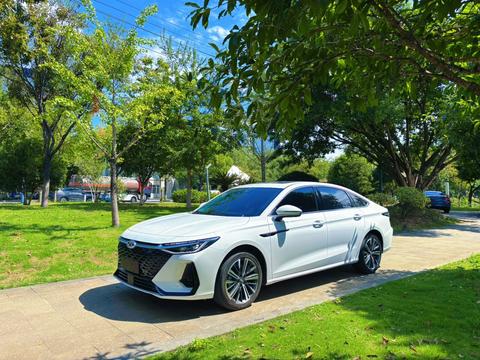 Chery Arrizo 8 2024