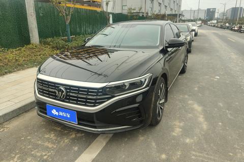 Volkswagen Passat 2022