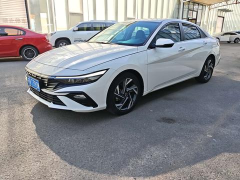 Hyundai Elantra 2023