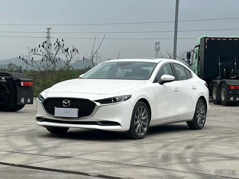 Mazda 3 Axela 2023