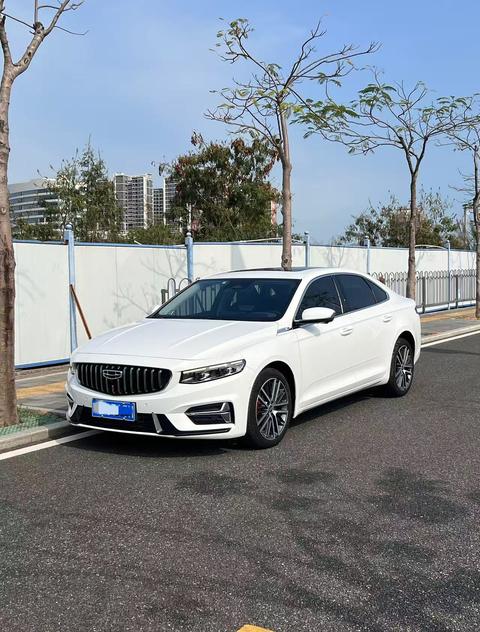 Geely Preface 2023