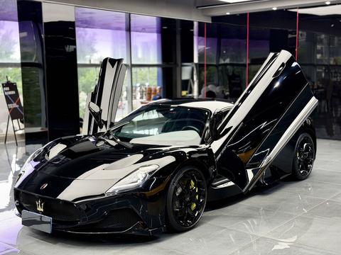 Maserati MC20 2021