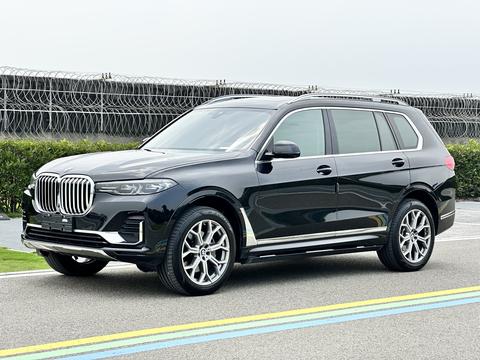 BMW X7 2022