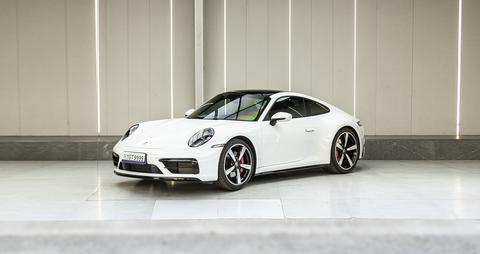 Porsche 911 2023