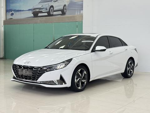 Hyundai Elantra 2022