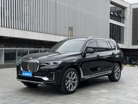 BMW X7 2021