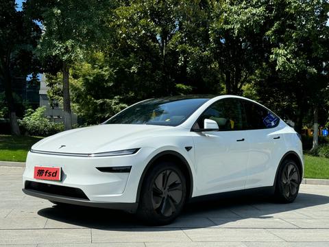 Tesla Model Y 2025