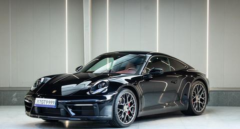 Porsche 911 2023