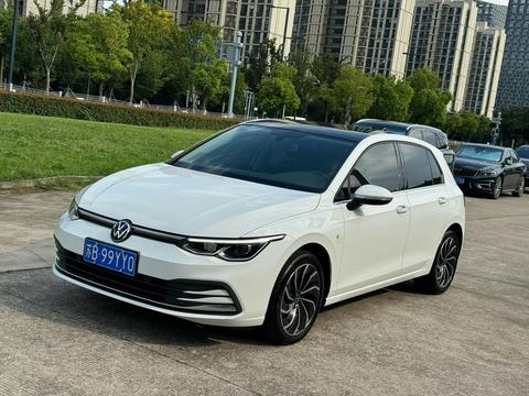 Volkswagen Golf 2021