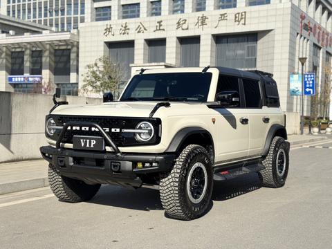 Ford Bronco 2024