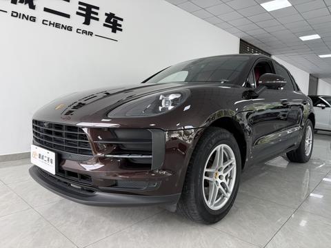 Porsche Macan 2021