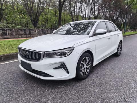 Geely Emgrand 2022