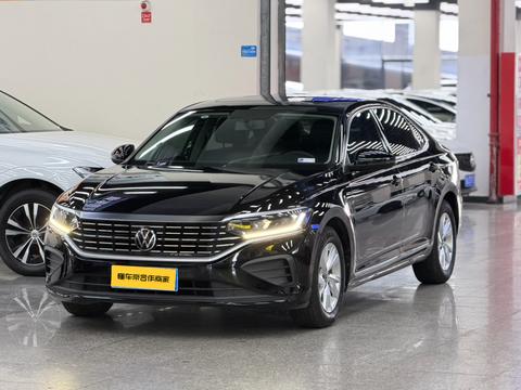 Volkswagen Passat 2022