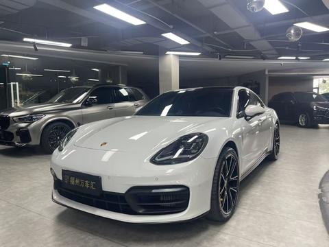 Porsche Panamera 2022
