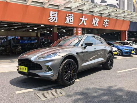 Aston Martin DBX 2021