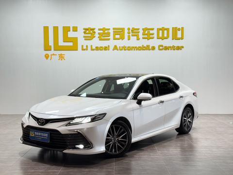 Toyota Camry 2021