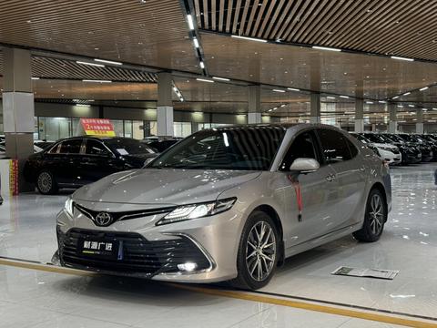 Toyota Camry 2021