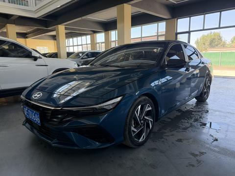 Hyundai Elantra 2023