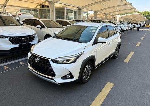 Toyota Yaris L 2022