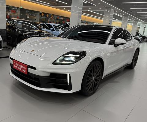 Porsche Panamera 2024