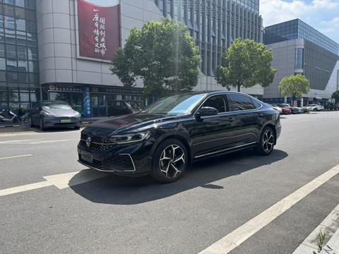 Volkswagen Passat 2025