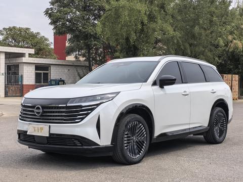 Nissan Pathfinder 2024
