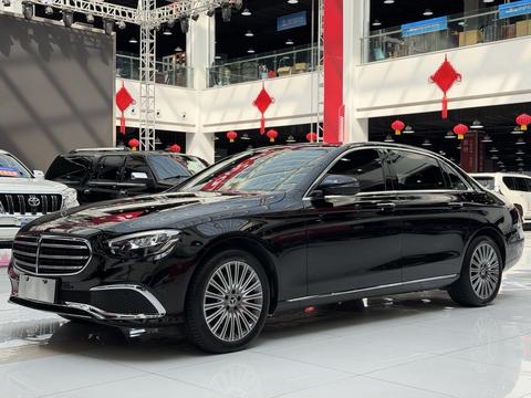 Mercedes-Benz E-Class 2022