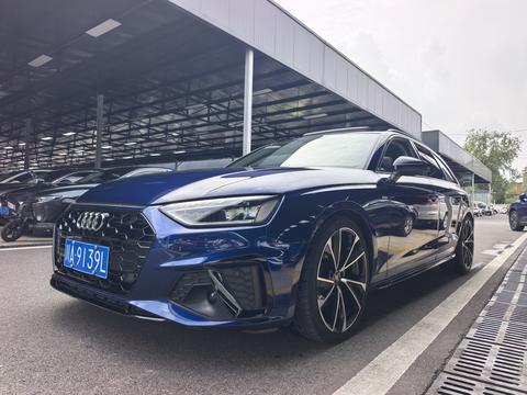 Audi A4 2022