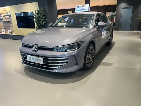 Volkswagen Passat 2025