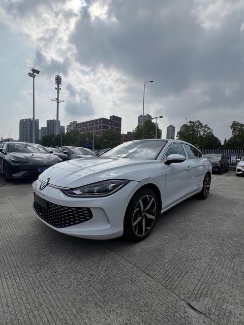 Volkswagen Lamando 2025