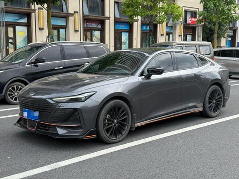 Changan UNI-V 2022