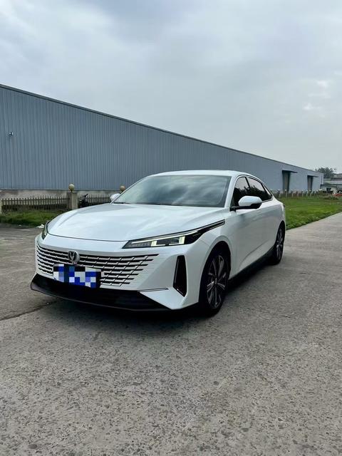Changan Lamore 2023