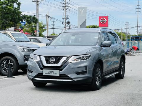 Nissan X-Trail 2025