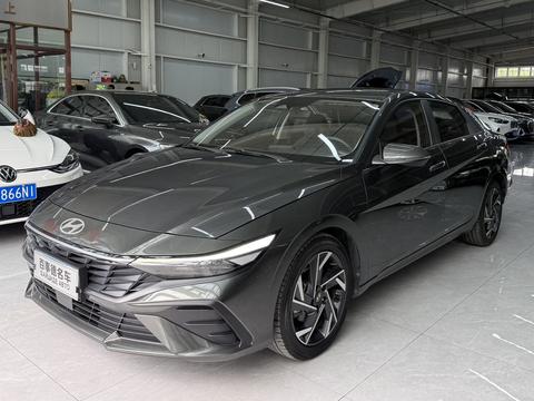 Hyundai Elantra 2023