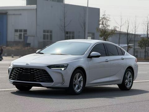 Buick Regal 2023