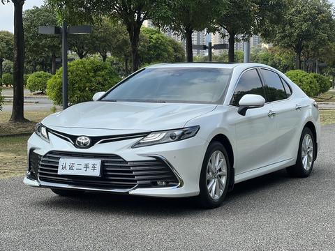 Toyota Camry 2021