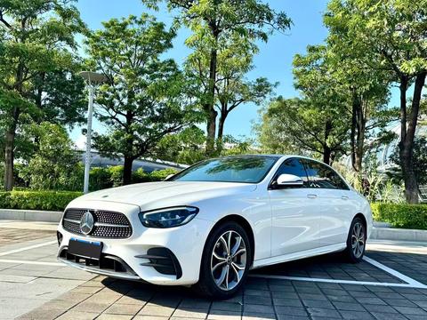 Mercedes-Benz E-Class 2022