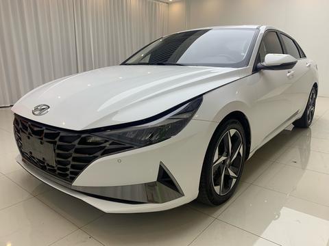 Hyundai Elantra 2022