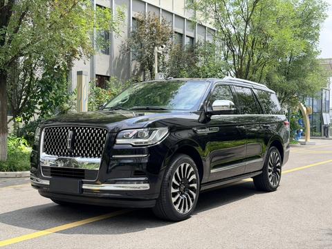 Lincoln Navigator 2022