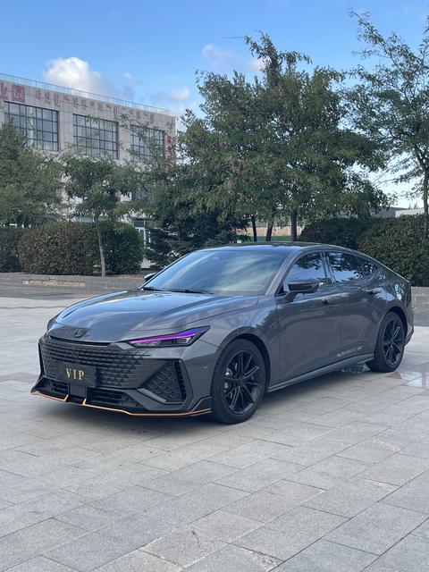 Changan UNI-V 2022