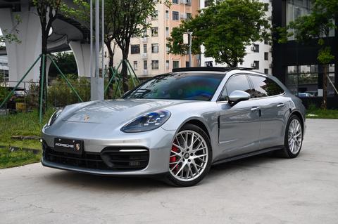 Porsche Panamera 2023