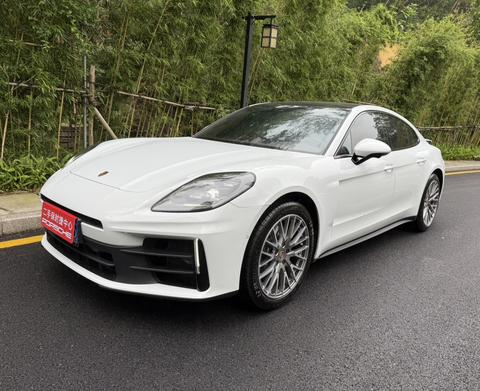 Porsche Panamera 2024