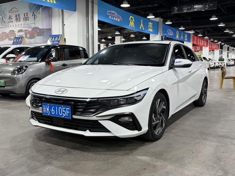 Hyundai Elantra 2023