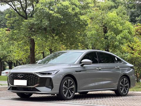 Chery Arrizo 8 Pro 2025