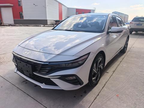 Hyundai Elantra 2023