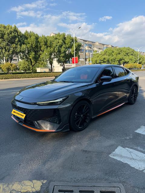 Changan UNI-V 2024